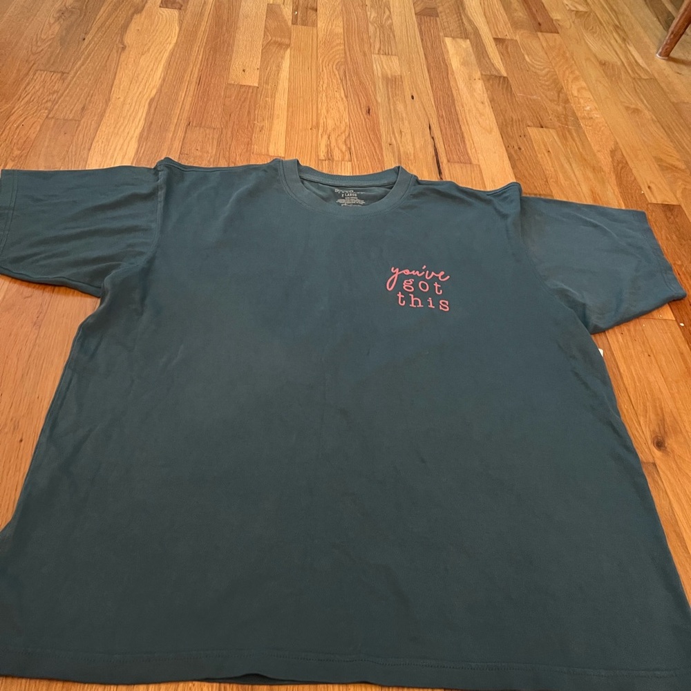 Woman’s tshirt. Size x large New